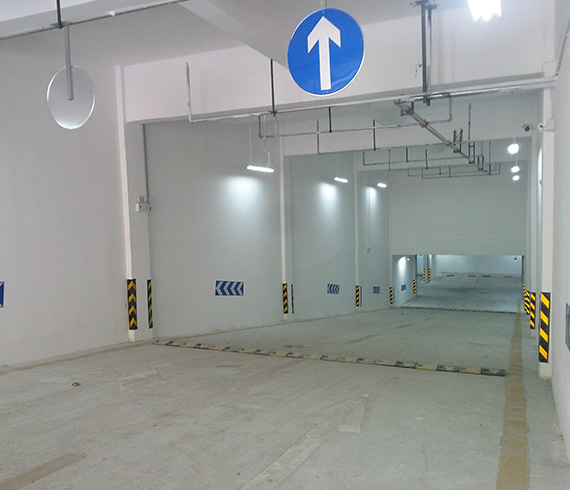 停車場(chǎng)交通設(shè)施